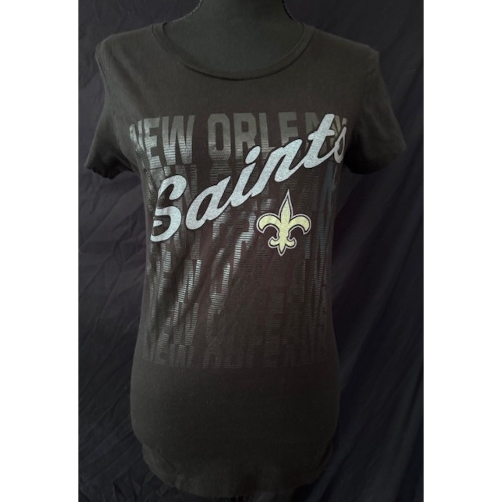 Majestic New Orleans Saints Womens T-Shirt Black Graphic Tee Fleur De Lis Size M - Picture 1 of 3